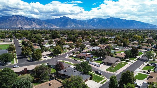 1390 W MARINWOOD AVE, Taylorsville, UT 84123