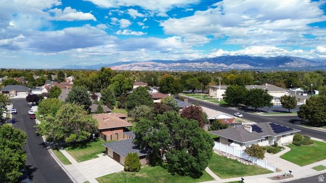 1390 W MARINWOOD AVE, Taylorsville, UT 84123