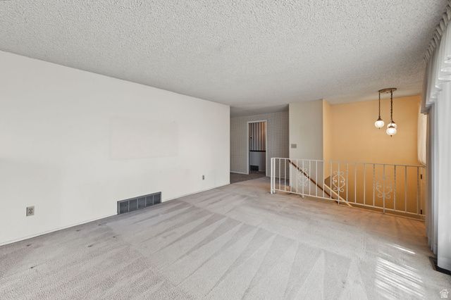 1390 W MARINWOOD AVE, Taylorsville, UT 84123