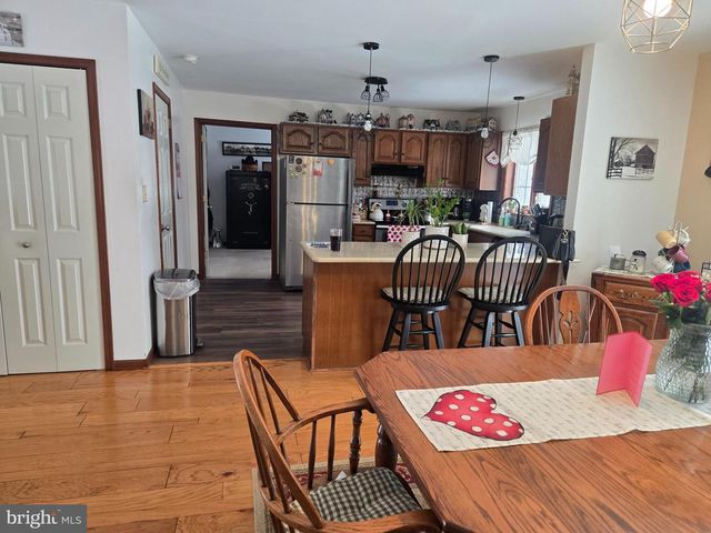 3 WHITE OAK DR, Fleetwood, PA 19522