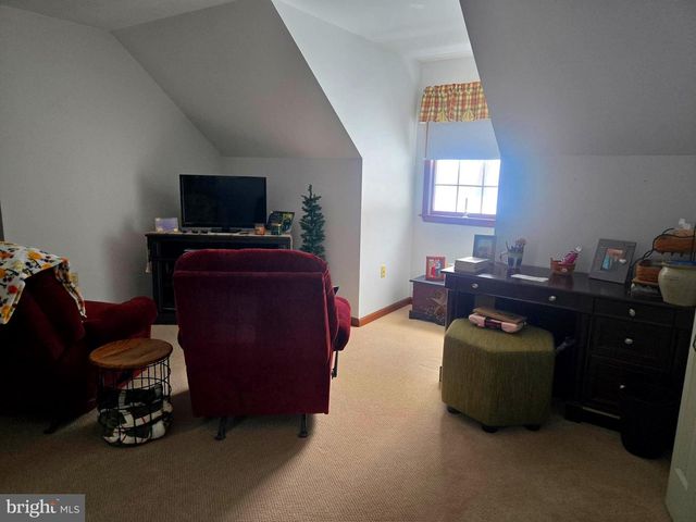 3 WHITE OAK DR, Fleetwood, PA 19522