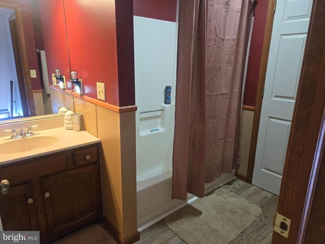 3 WHITE OAK DR, Fleetwood, PA 19522