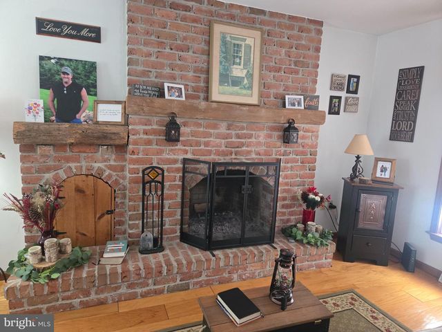 3 WHITE OAK DR, Fleetwood, PA 19522