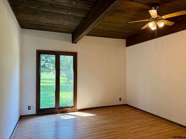 2950 Forestview Circle, Lincoln, NE 68522