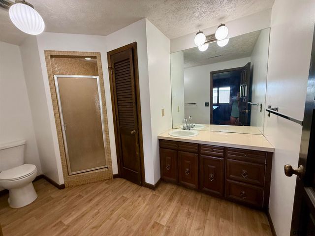 2950 Forestview Circle, Lincoln, NE 68522