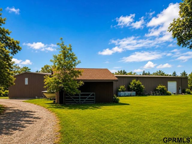 2950 Forestview Circle, Lincoln, NE 68522