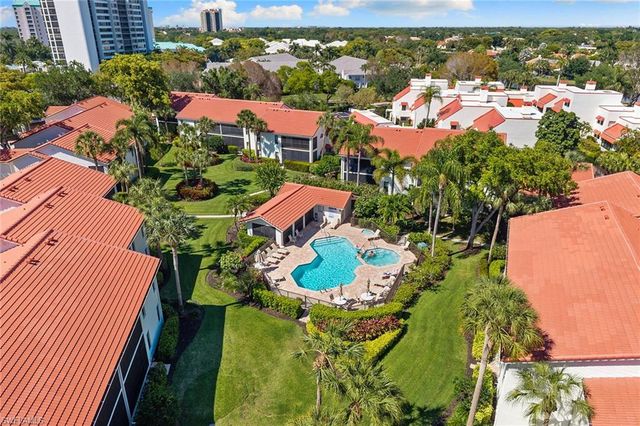 589 Serendipity DR 589, Naples, FL 34108