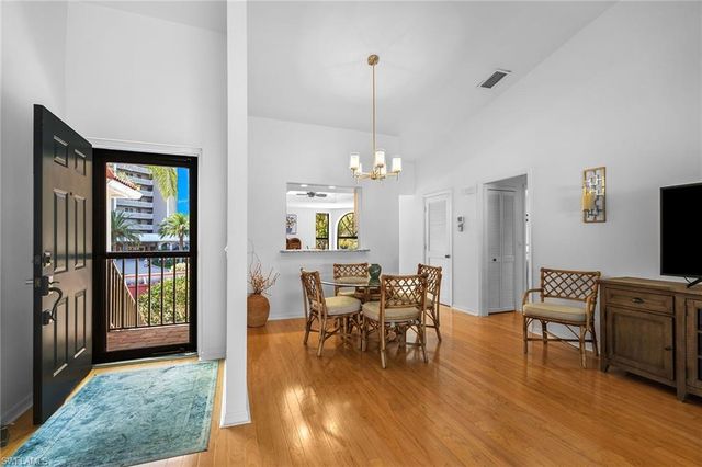 589 Serendipity DR 589, Naples, FL 34108