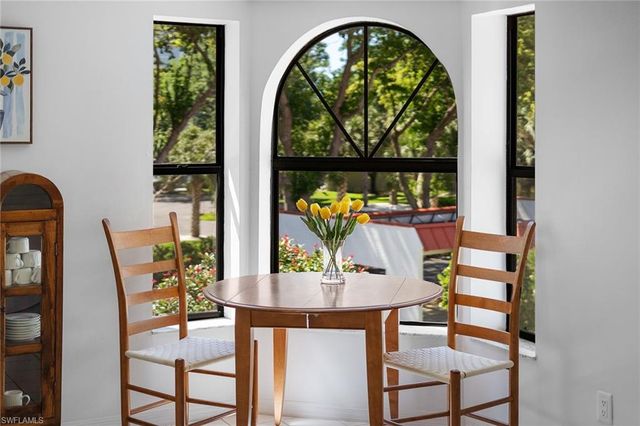 589 Serendipity DR 589, Naples, FL 34108