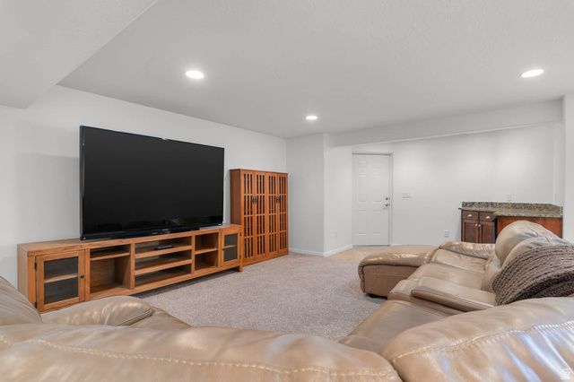 439 E STOKES AVE, Draper, UT 84020