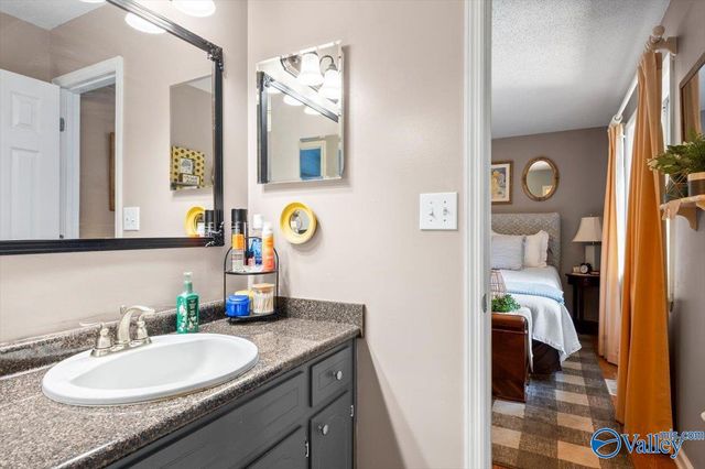 161 Cherry Drive, Toney, AL 35773