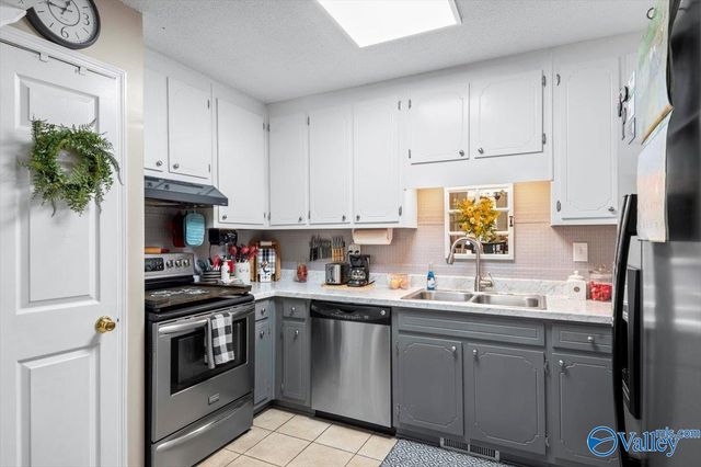 161 Cherry Drive, Toney, AL 35773