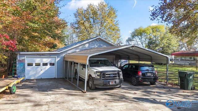 161 Cherry Drive, Toney, AL 35773