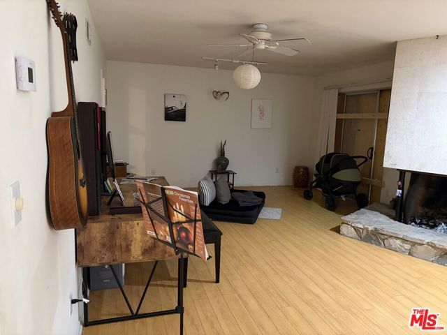 4071 Tropico Way, Los Angeles, CA 90065