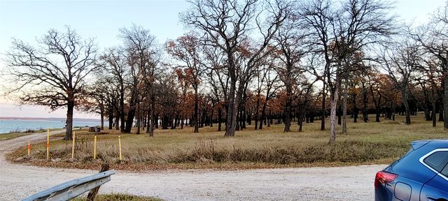 1963 Hillcrest Circle, Gordonville, TX 76245
