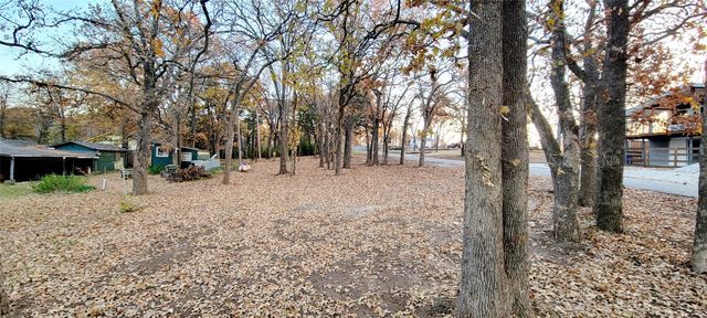 1963 Hillcrest Circle, Gordonville, TX 76245