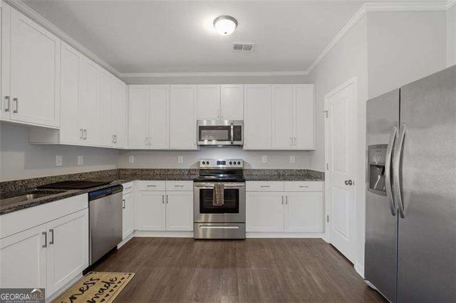 2813 Laurel Ridge Circle, Atlanta, GA 30344
