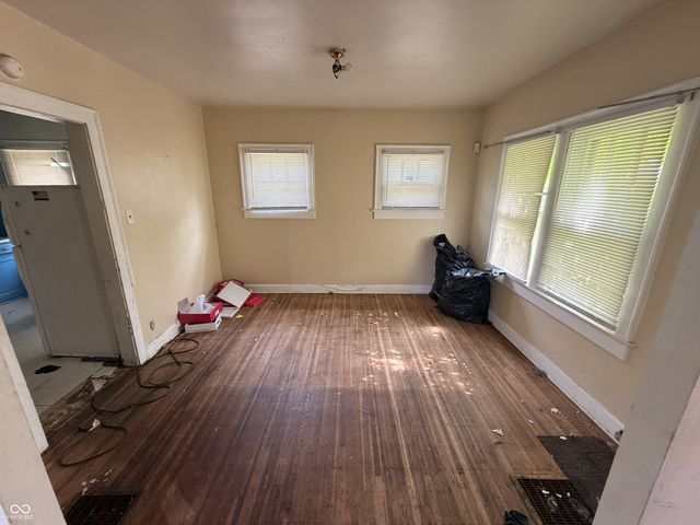2964 E 42nd Street, Indianapolis, IN 46205