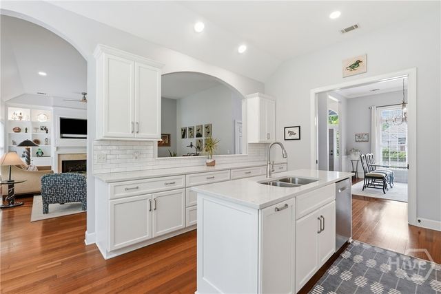 33 Lake Heron Court W, Pooler, GA 31322