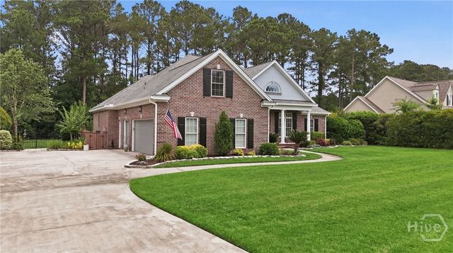 33 Lake Heron Court W, Pooler, GA 31322