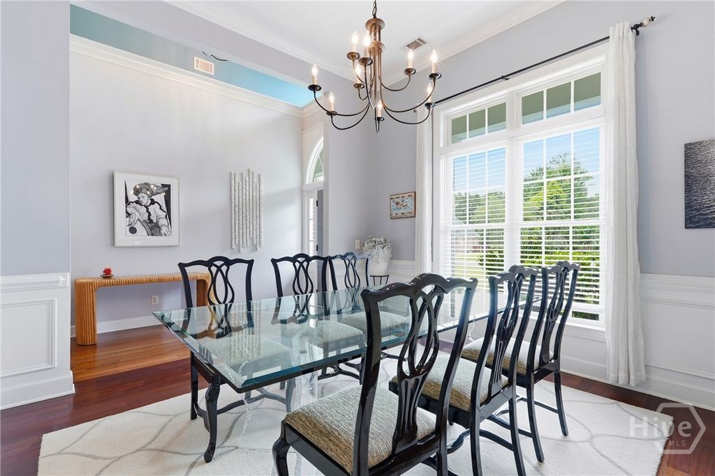 Image 10 of property listing at 33 Lake Heron Court W, Pooler, GA 31322