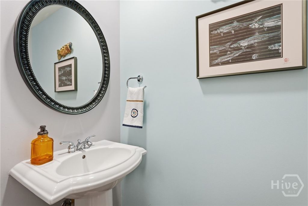 Image 35 of property listing at 33 Lake Heron Court W, Pooler, GA 31322