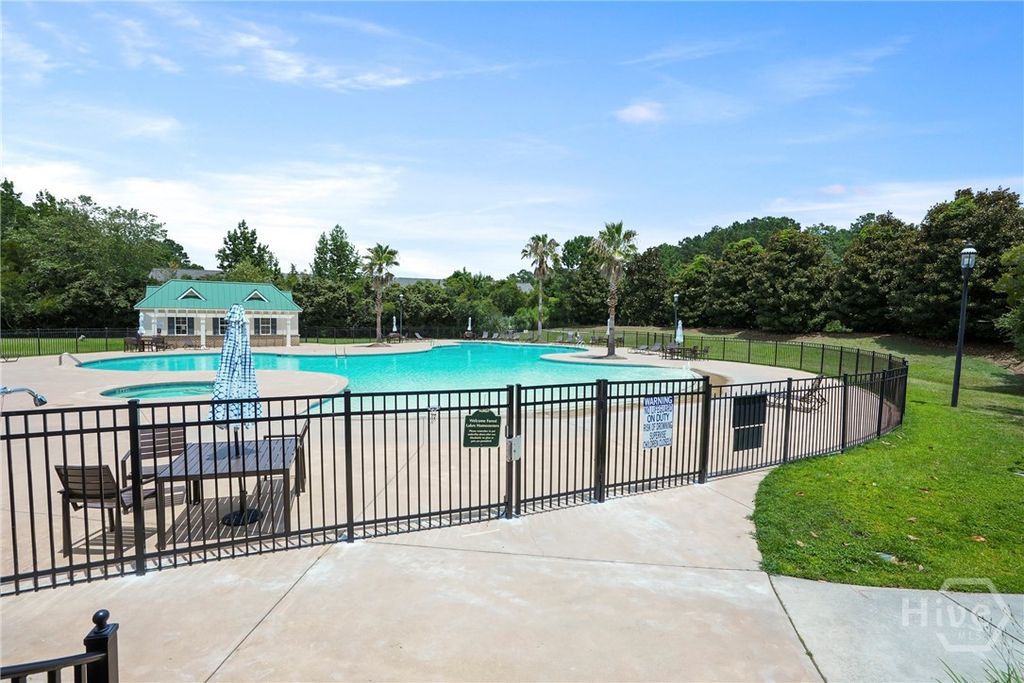Image 46 of property listing at 33 Lake Heron Court W, Pooler, GA 31322