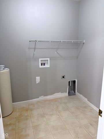 5599 Dunston Drive, Lafayette, IN 47905