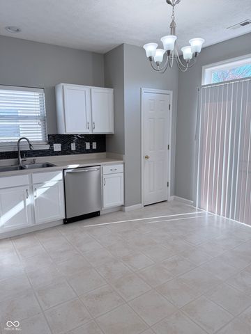 5599 Dunston Drive, Lafayette, IN 47905