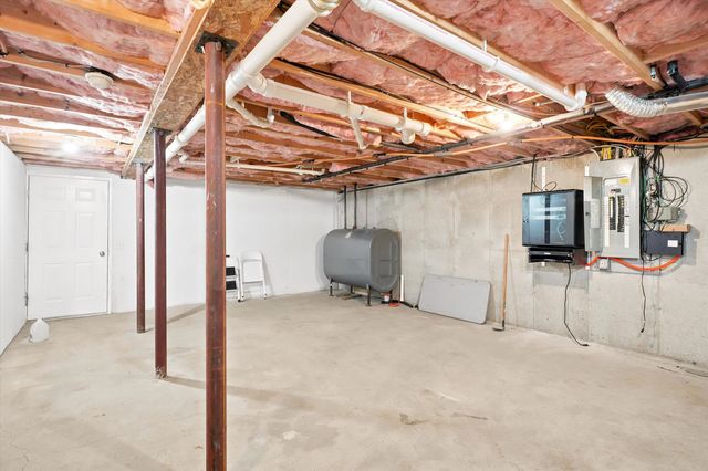 17 Vista Way, Barrington, NH 03825