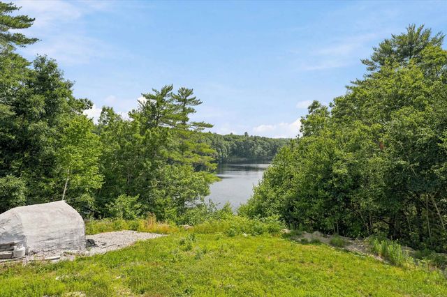 17 Vista Way, Barrington, NH 03825