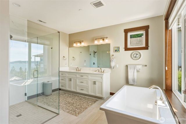 1018 Clear Morning Lane, Camano Island, WA 98282