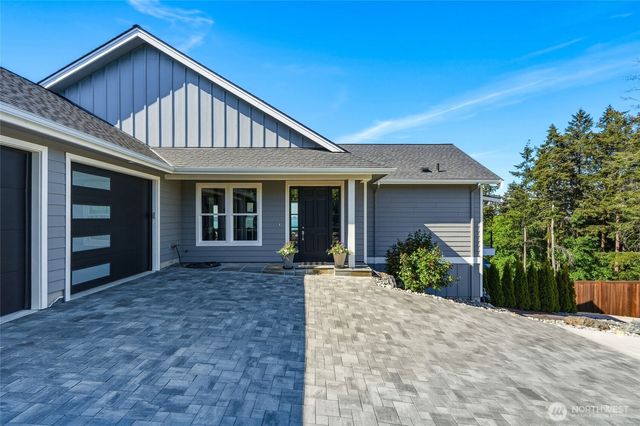 1018 Clear Morning Lane, Camano Island, WA 98282