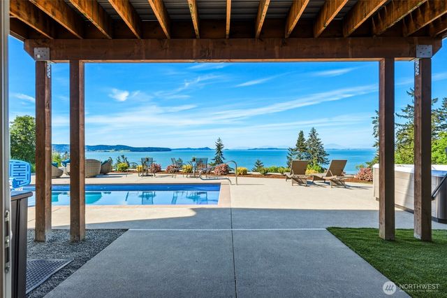 1018 Clear Morning Lane, Camano Island, WA 98282
