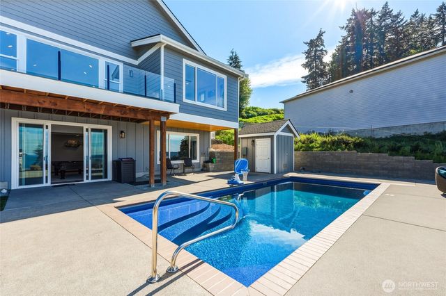 1018 Clear Morning Lane, Camano Island, WA 98282