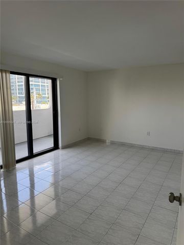 6725 Harding Ave 503, Miami Beach, FL 33141