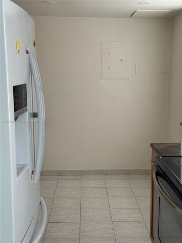 6725 Harding Ave 503, Miami Beach, FL 33141