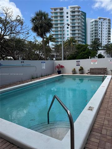 6725 Harding Ave 503, Miami Beach, FL 33141