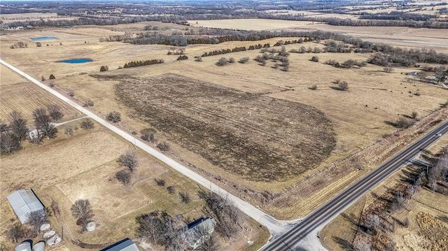 K-68 Highway, Paola, KS 66071