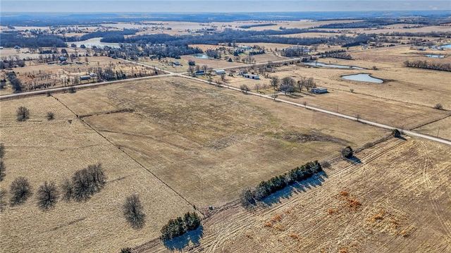 K-68 Highway, Paola, KS 66071