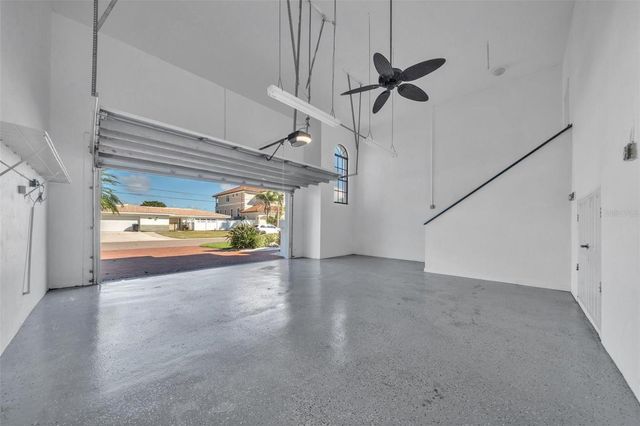 112 LEEWARD ISLAND, Clearwater, FL 33767