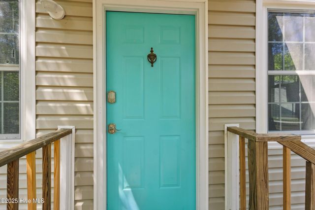 975 River Bend Drive, Burgaw, NC 28425