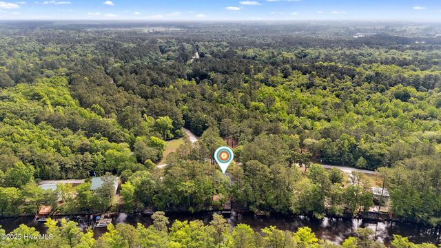 975 River Bend Drive, Burgaw, NC 28425