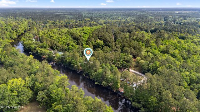 975 River Bend Drive, Burgaw, NC 28425