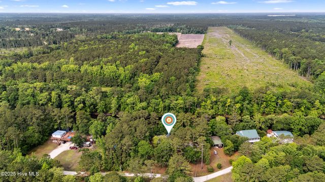 975 River Bend Drive, Burgaw, NC 28425