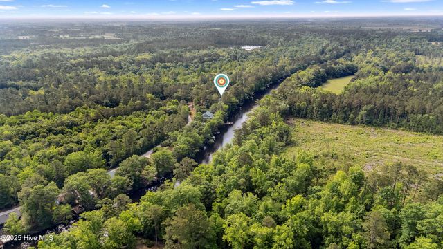 975 River Bend Drive, Burgaw, NC 28425