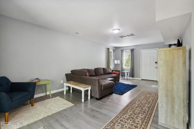 975 River Bend Drive, Burgaw, NC 28425