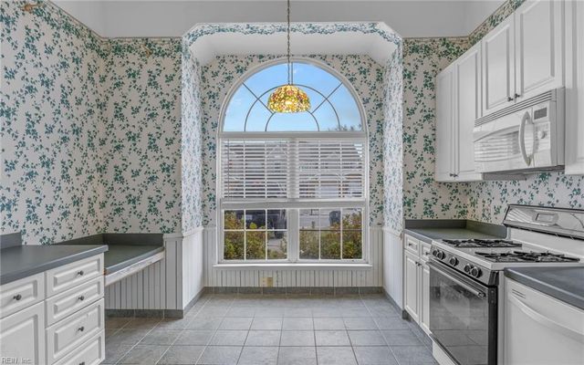 2510 Hartley ST, Virginia Beach, VA 23456