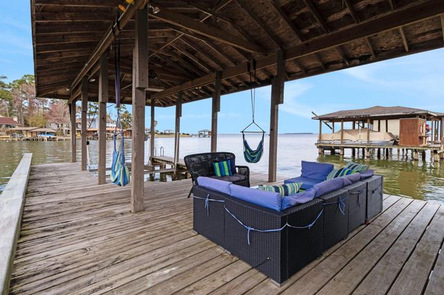 81 Harbour Point Circle, Coldspring, TX 77331