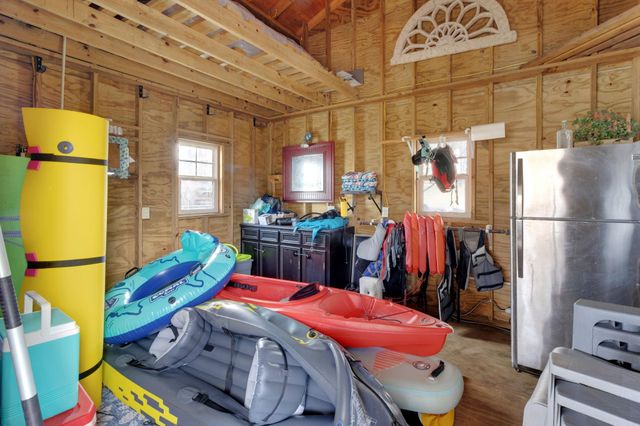 81 Harbour Point Circle, Coldspring, TX 77331